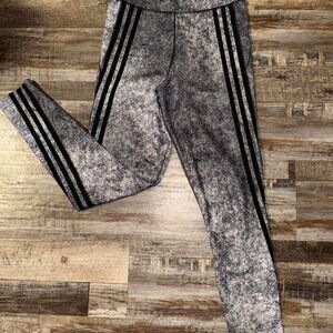 Adidas Grey & Black Leggings – Women’s Small